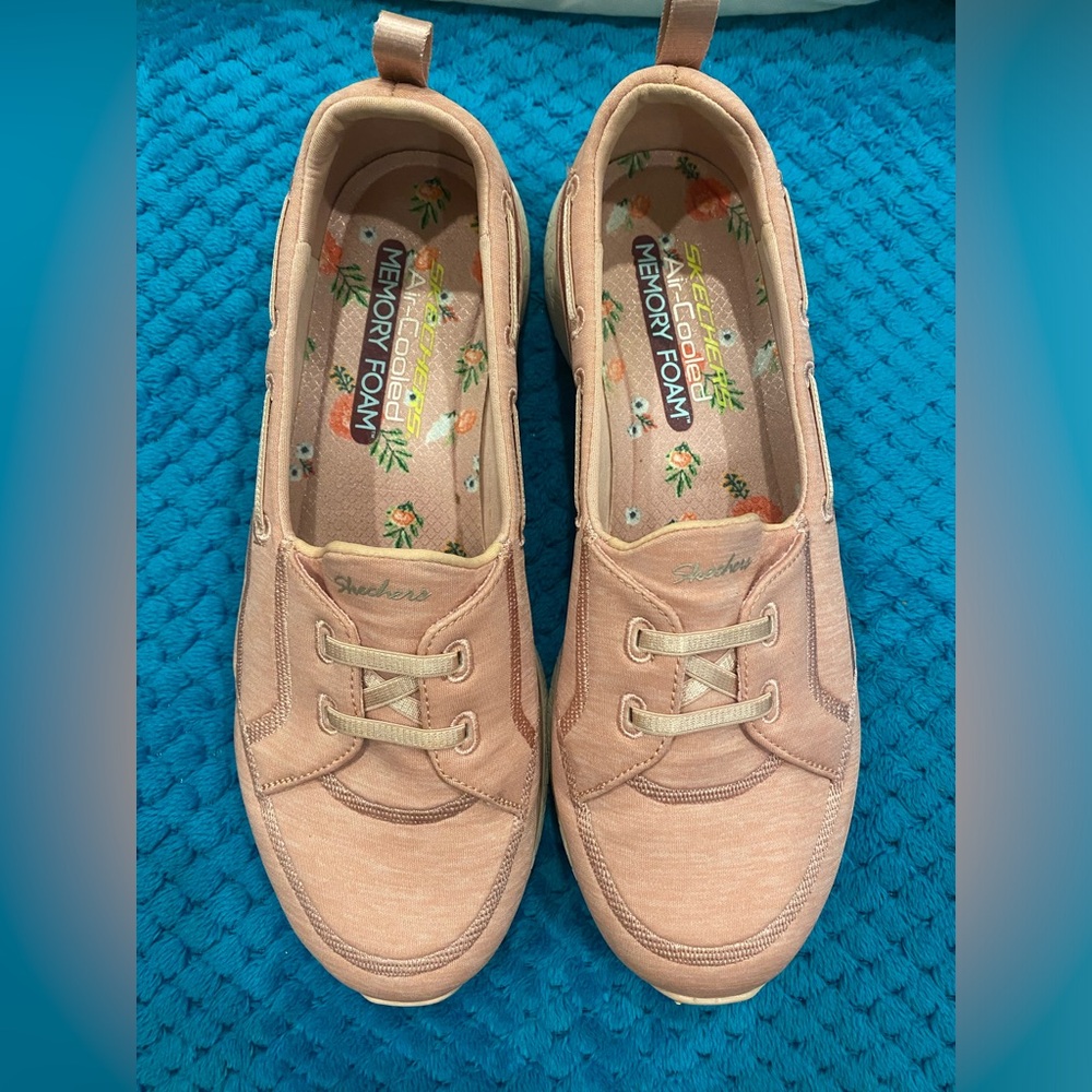 Slip on shoes with memory foam
